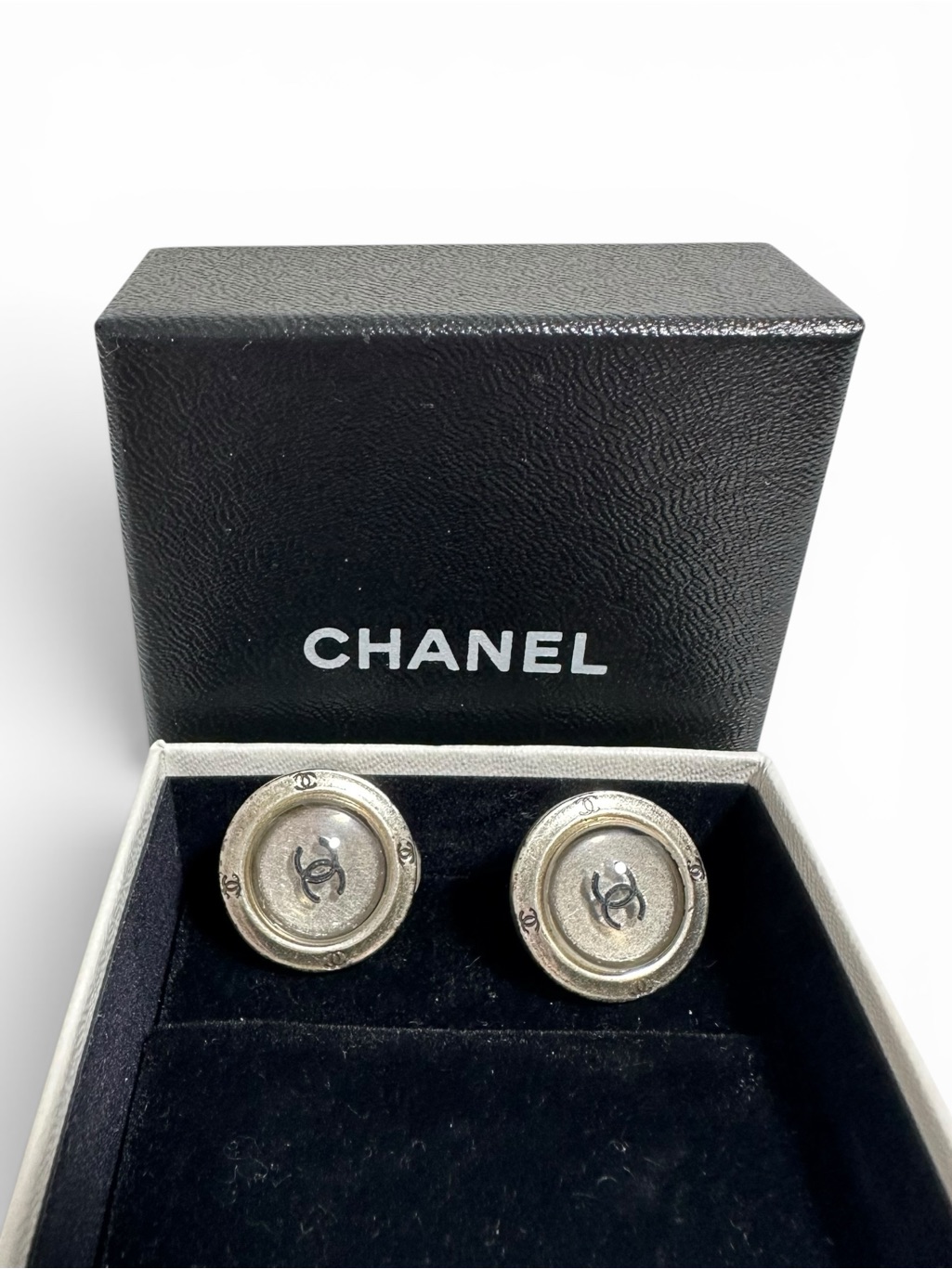 Chanel Silver Button & Black Cc 99p Clip On Earrings With Box